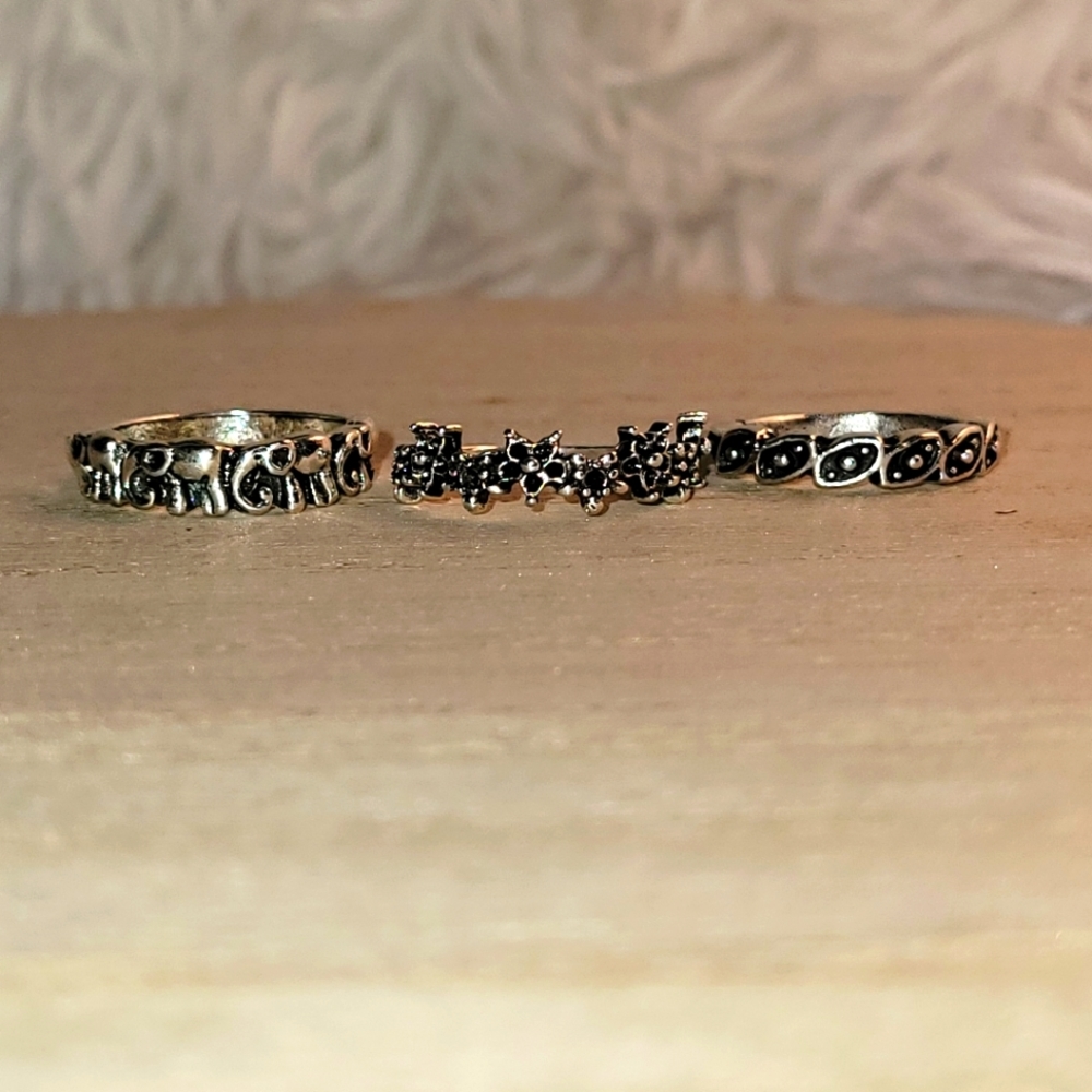 Dainty Silver Ring Set (3)